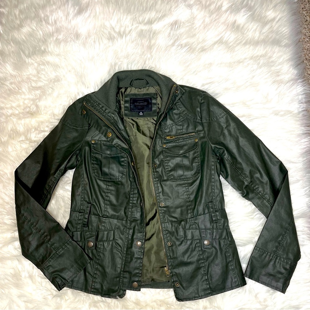 Miss London Moto Jacket size S CB178